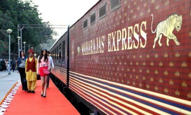 Golden Triangle Tour by Luxury Train