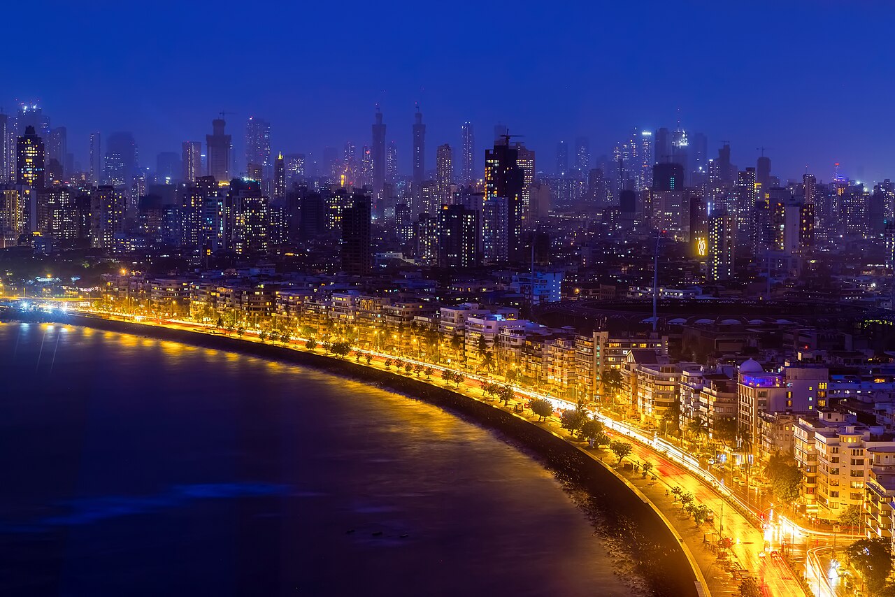 Queen's Necklace Marine Drive Boulevard in Mumbai Queen's Necklace Marine Drive Boulevard in Mumbai